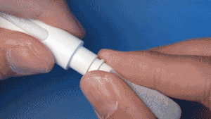 🎧 Earbuds Cleaning Pen – Keep Your Earbuds Spotless & Hygienic
