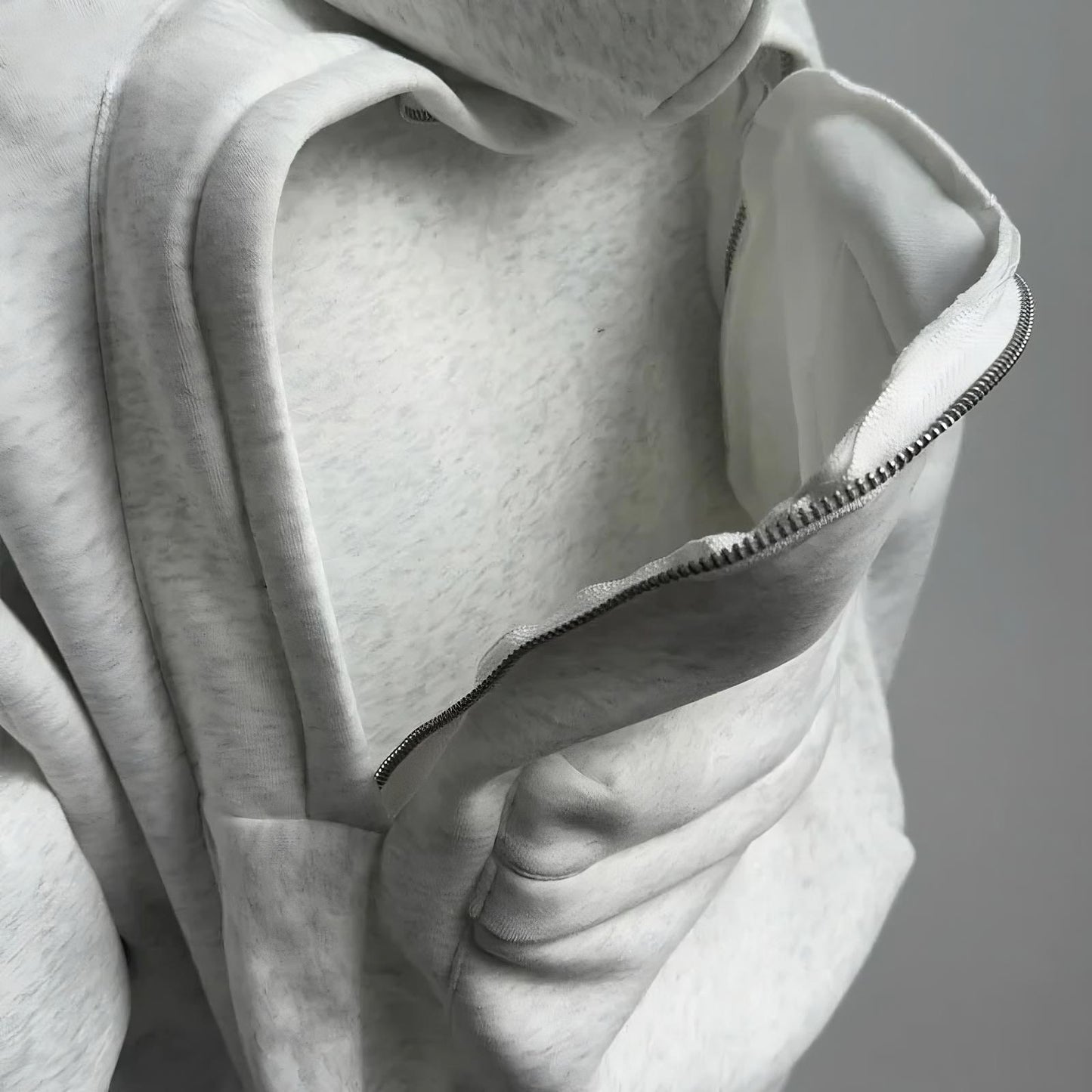 🎒 Hoodie with Built-In Backpack – Travel Smart & Stay Stylish